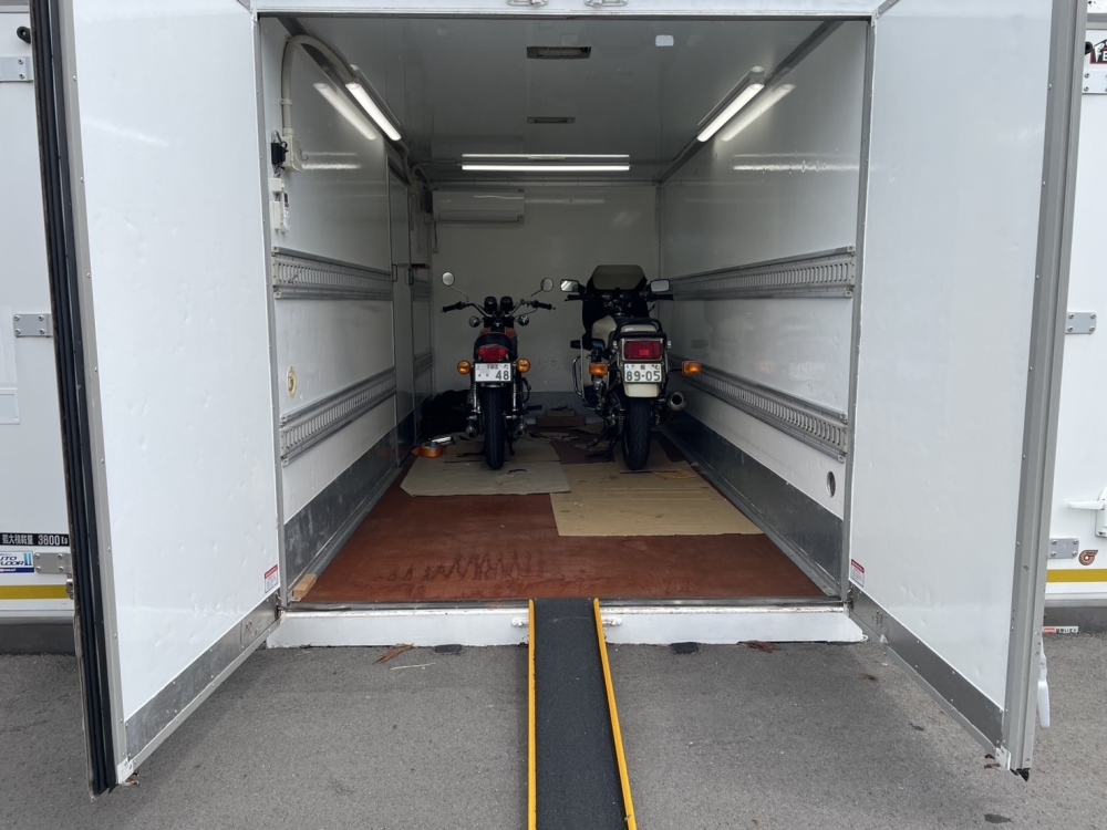 栃木県壬生インター近く コンテナ倉庫 バイクガレージ エアコン付き